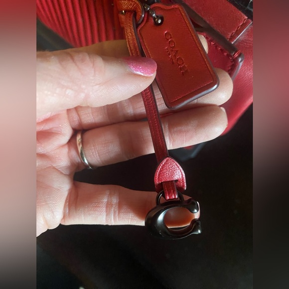 Coach Kisslock Dreamer 21 With Quilting And Rivets HTF - Picture 4 of 12